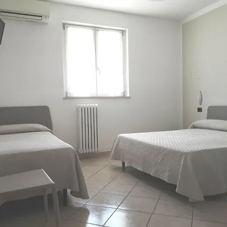 Alessio Apartment *